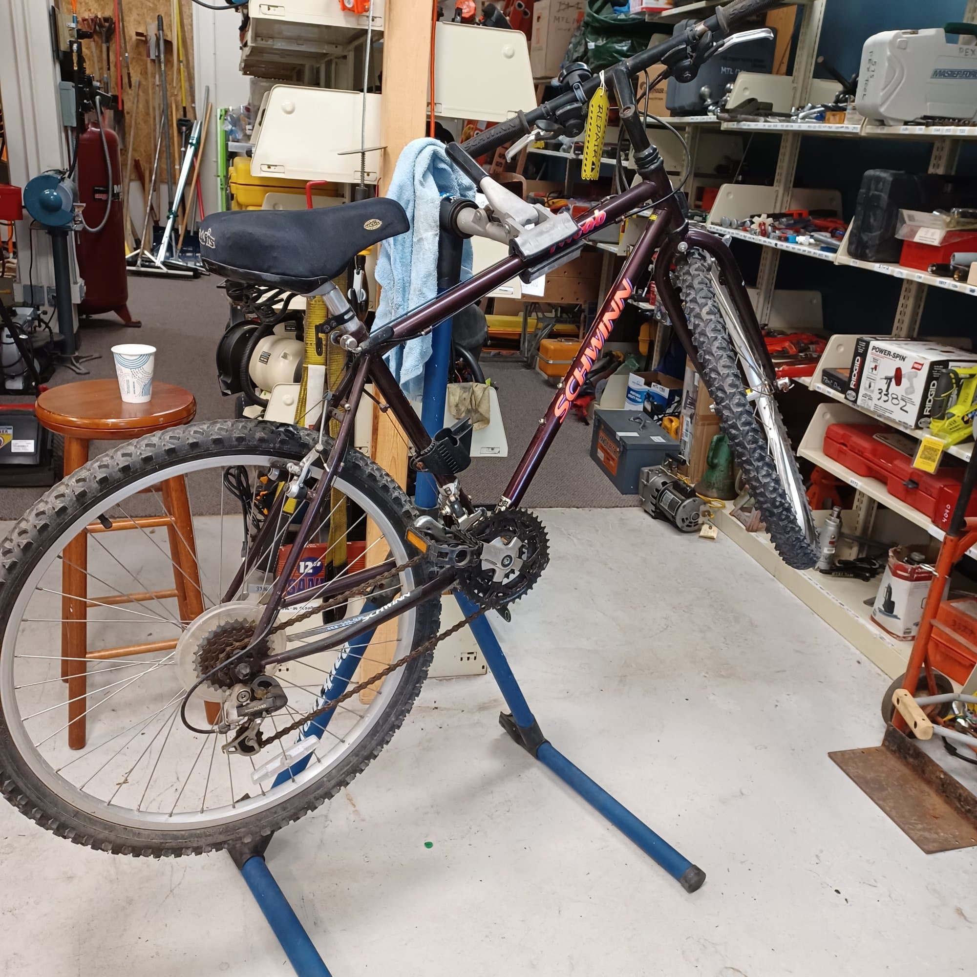 Schwinn mountain bike