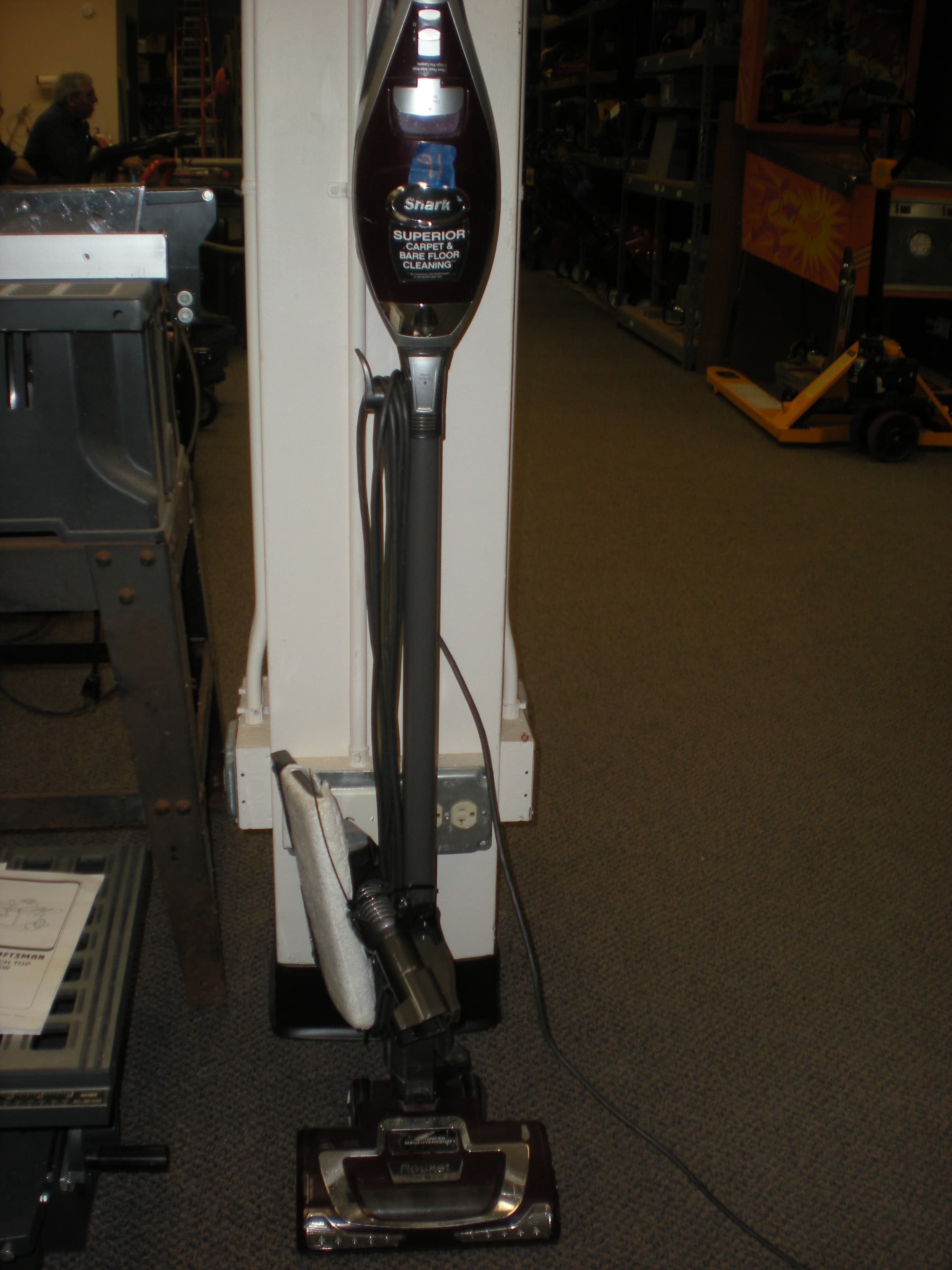 Carpet cleaner