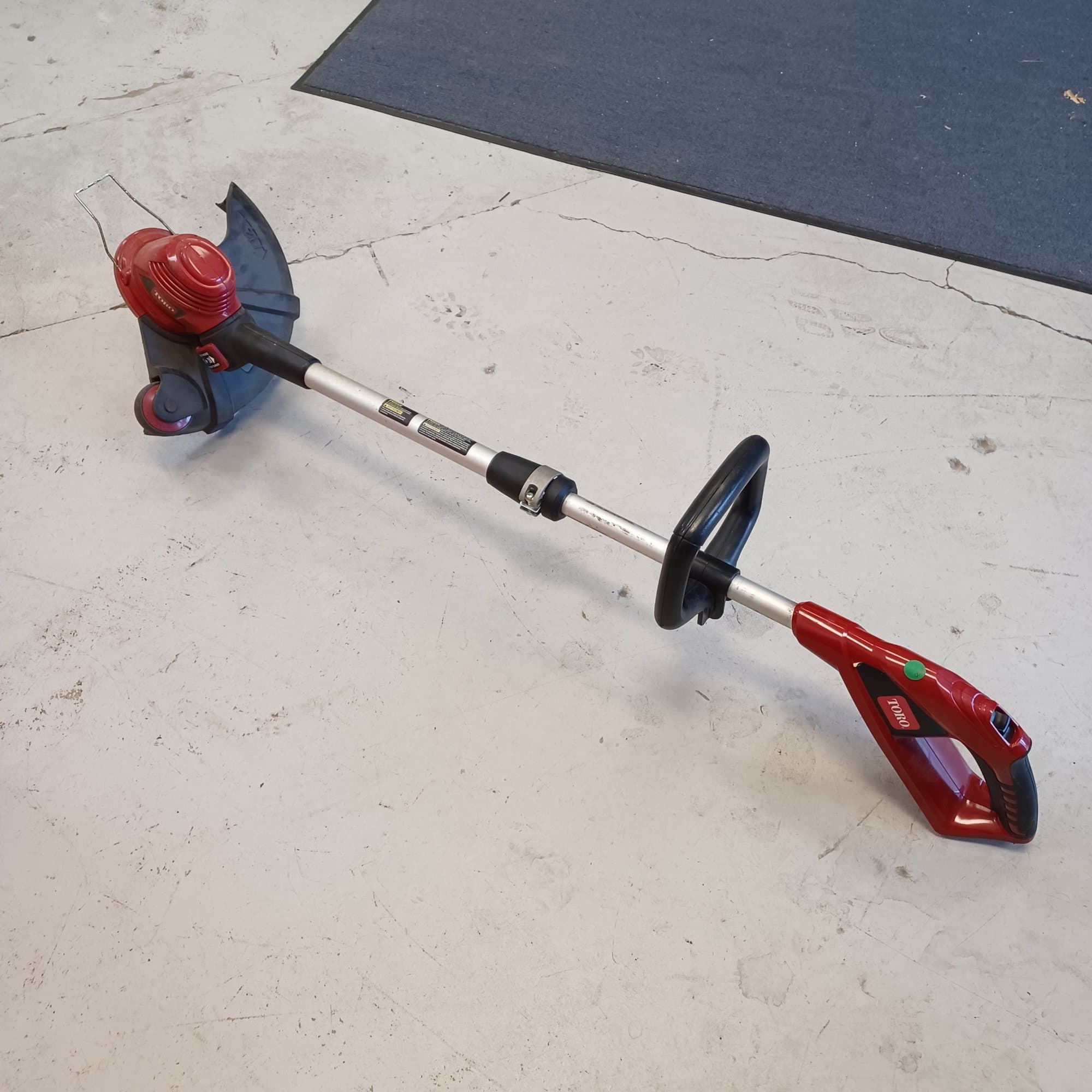 Toro 20v lithium ion string trimmer