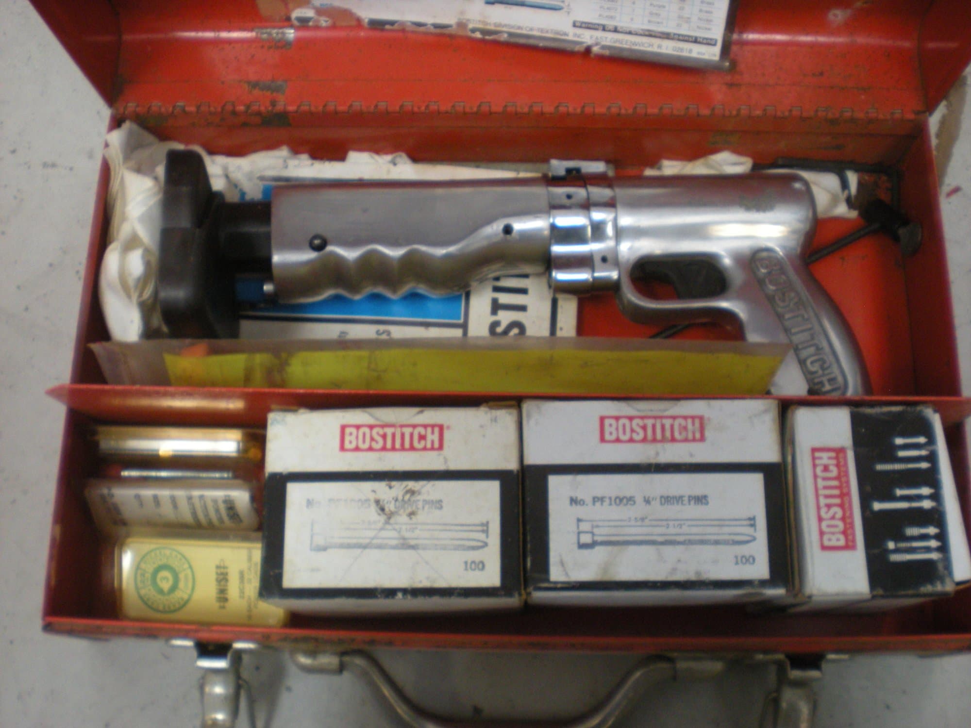 Bostitch Textron powder-actuated stud driver