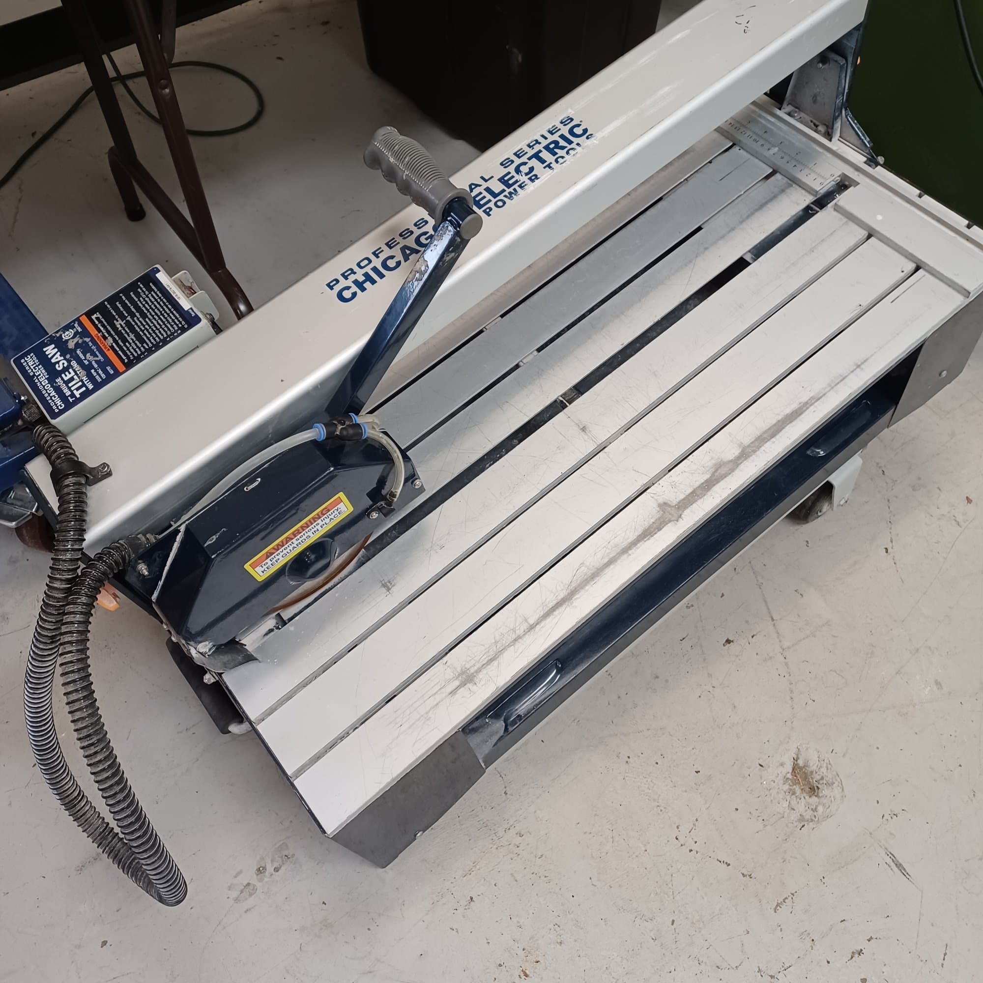 Bridge tile saw