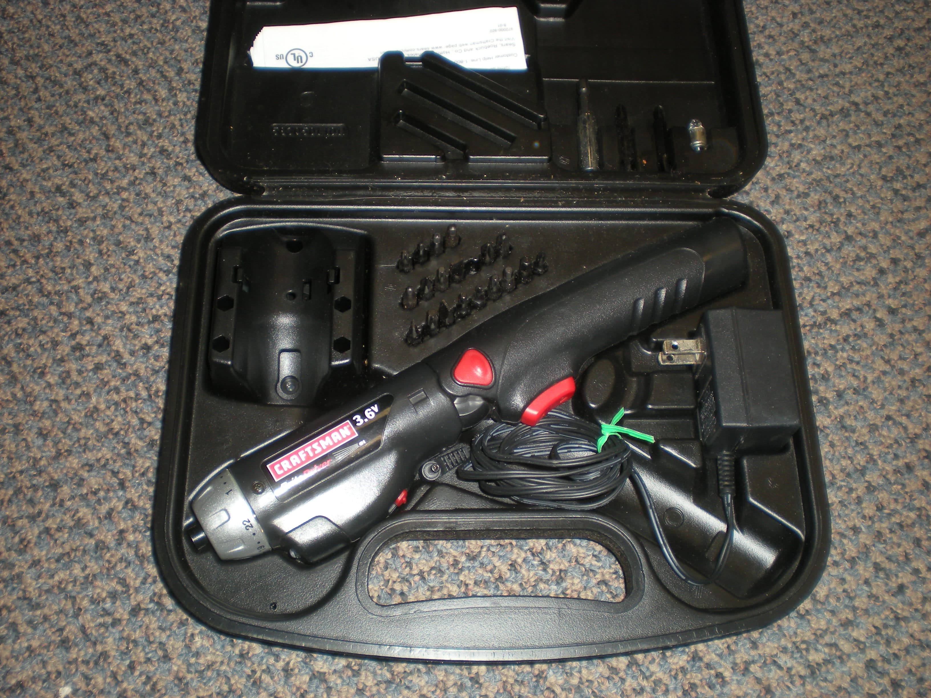 Cordless screwdriver